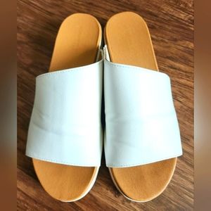 Adrienne Vittadini Sport sandals